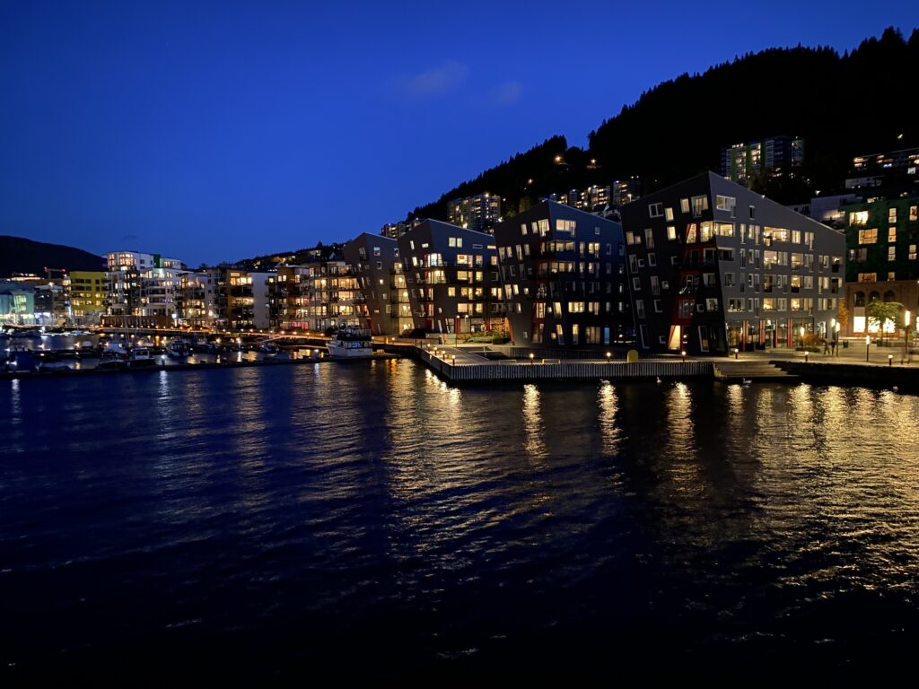 Twinkling lights of Bergen